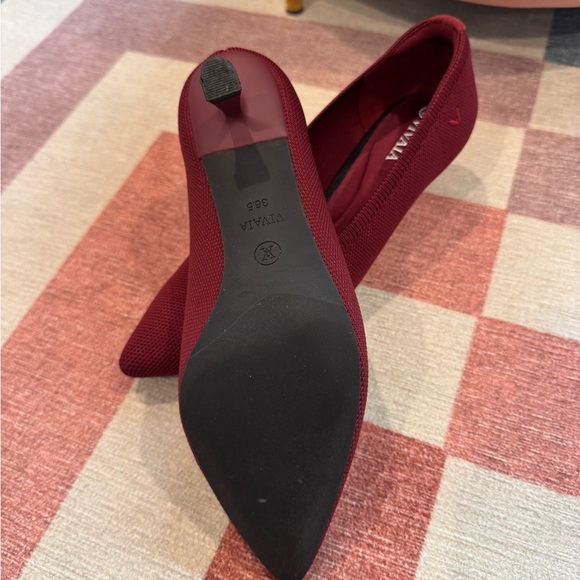 Vivaia - Chic Burgundy Women's Kitten Heels - Picture 3 of 4